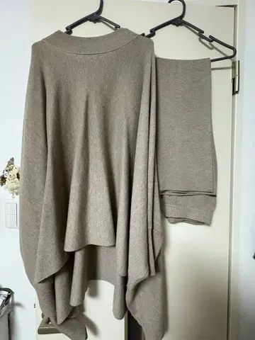 베이지 니트 셋업