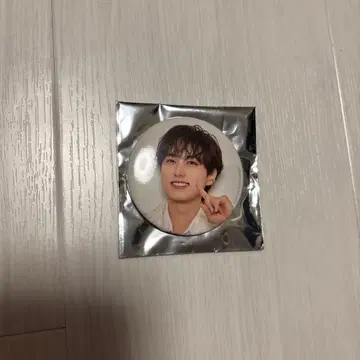 오자키 타쿠미 XQUARE 캔뱃지