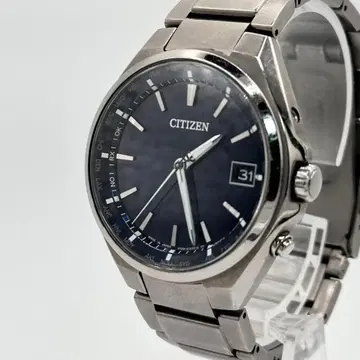 새상품급 작동 CITIZEN 손목시계 아테사 솔라 데이트 티타늄