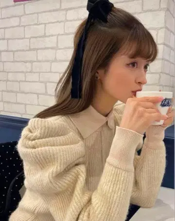 새상품급 비비 니트 스웨터