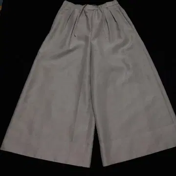 에브레 베이지 가우초 팬츠