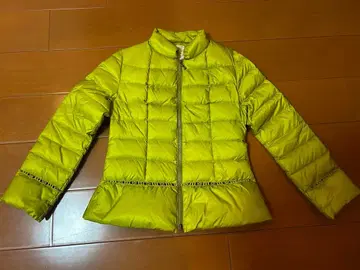시빌라 라임 그린 다운 자켓 경량