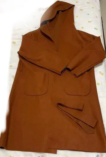 브라운 후드 부착 롱 코트 사이즈 F