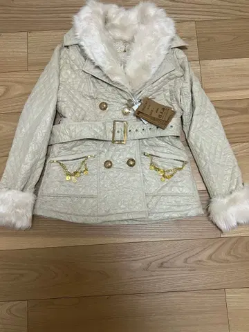 d.i.a 아우터 정품 퍼 미사용 새상품 헤이세이 갸루 y2k 레어