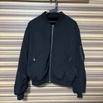 블랙 MA-1 리버서블 퍼 MA-1