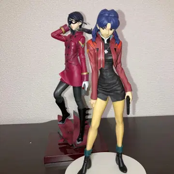 에반게리온 미사토 피규어 2세트