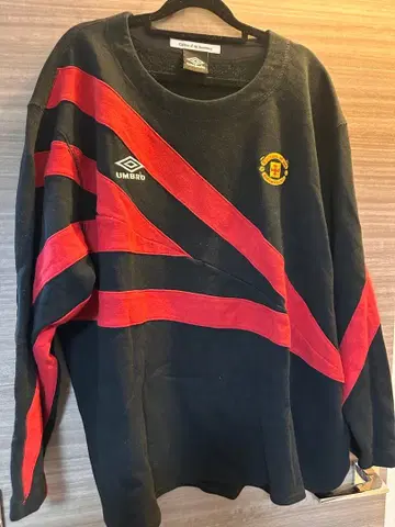 UMBRO X Children of the discordance 맨투맨