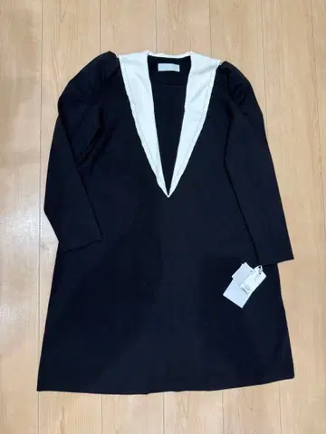 [택 포함 새상품] CELFORD 네이비 V넥 원피스 36