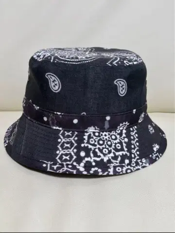 neighborhood 네이버후드 반다나 패턴 버킷햇 M