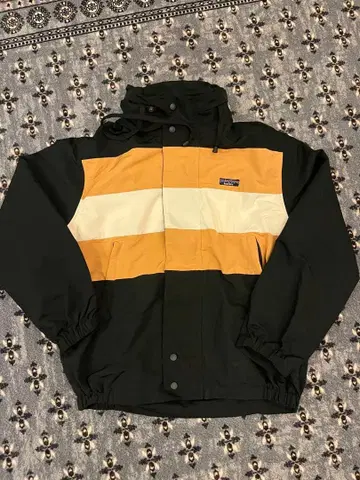 BACKERS 스트라이프 나일론 자켓