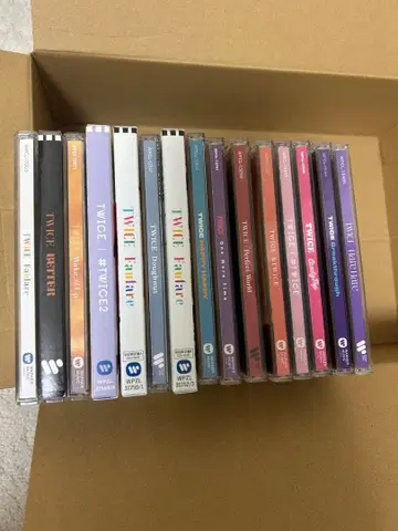 TWICE CD&DVD 15장 묶음 판매