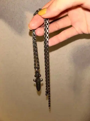 PATRICK COX 검 모양 펜던트 목걸이