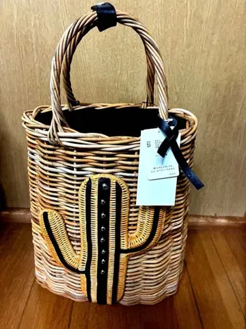 라로도 택 포함 새상품 선인장 카고백