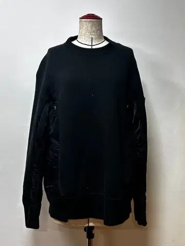 sacai 맨투맨 트레이닝복 AD2024 사이즈 1