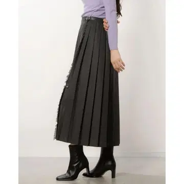 오닐 오브 더블린 플리츠 스커트 무지