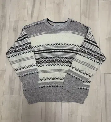 구제 의류 아크릴 니트 스웨터 M 사이즈