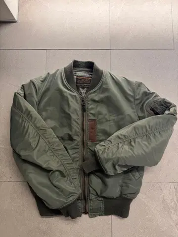 [새상품급] 리얼맥코이 MA-1 L 사이즈 CONMAR사