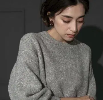 오파크 클립 스팽글 라메 미들 게이지 니트 그레이