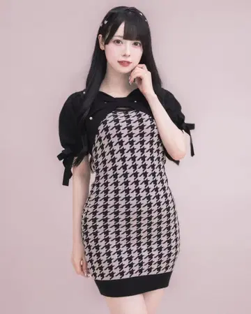 pium 리본 니트 x 하운드투스 체크 패턴 니트 원피스