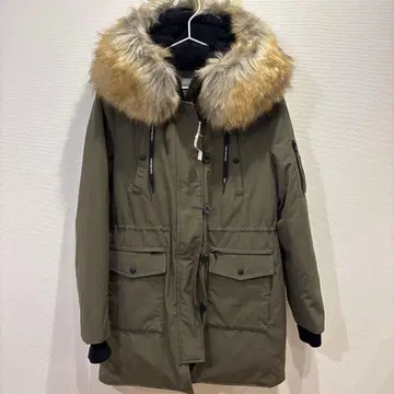 CK 퍼 포함 올리브 다운 자켓