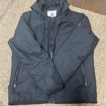 Reebok 다운 자켓 L 사이즈 블랙
