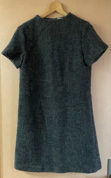 Cynthia Company Limited 다크 그레이 반팔 원피스