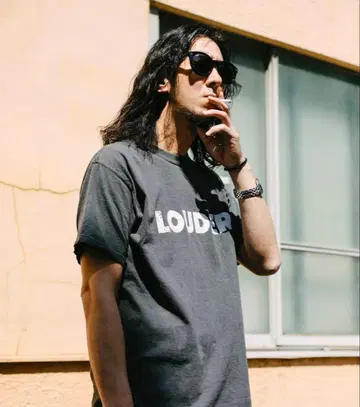 TheBONEZ/LOUDER 티셔츠