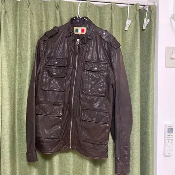 브라운 가죽 자켓 S 사이즈 이탈리아제