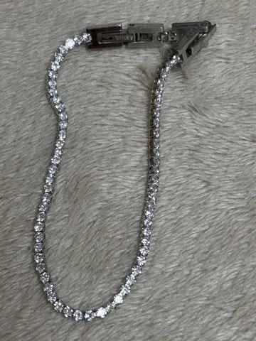 엘레강트한 크리스탈 팔찌