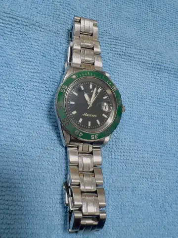 Masters 쿼츠 손목시계 블랙/그린