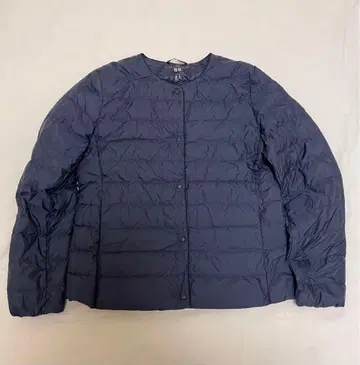 유니클로 울트라 라이트 다운 자켓 L 사이즈 네이비