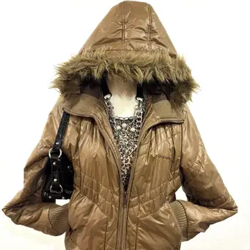 헤이세이 갸루 y2k 퍼 다운 자켓 맥브링 그런지 광택