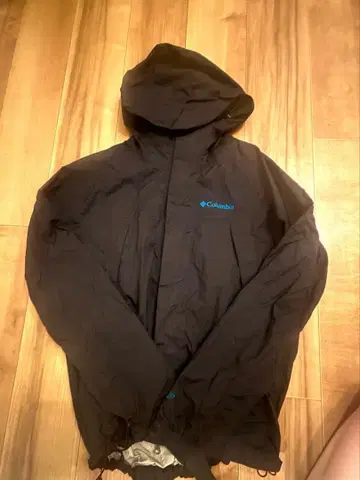 블랙 후드 부착 나일론 자켓