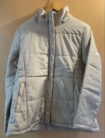 라이트 그레이 다운 자켓 스탠드 카라