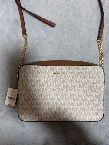 미사용 새상품 MICHAEL KORS 베이지 숄더백 택 포함