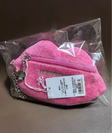 핑크색 립스틱 모양 파우치