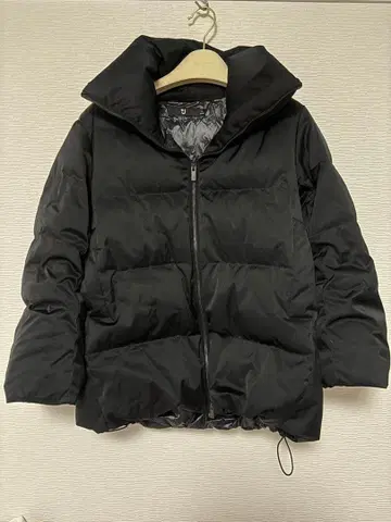 유니클로 플러스j 볼륨 다운 자켓