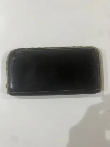 블랙 가죽 장지갑 지퍼식 이탈리아 생산