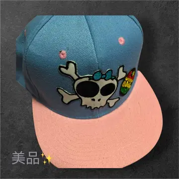 스컬 자수 디자인 캡 파랑 핑크