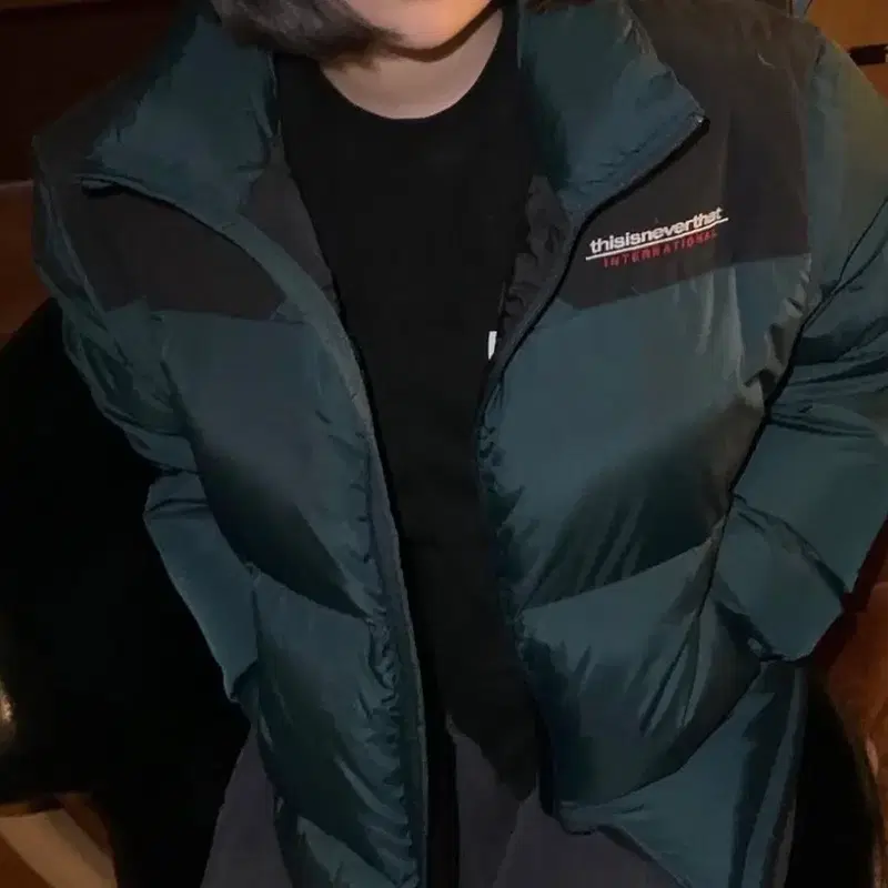 디스이즈네버댓 그린 덕다운 배색 패딩