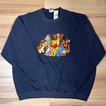 90s Disney 곰돌이 푸 캐릭터 자수 맨투맨 네이비