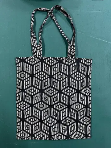 COS 코스 토트백