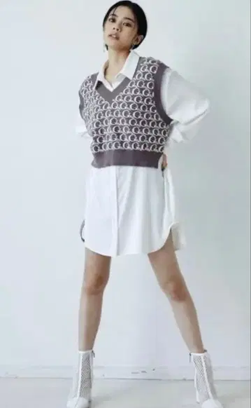 GYDA 베스트와 셔츠 셋업