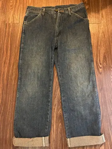 Wrangler 다크 블루 스트레이트 데님