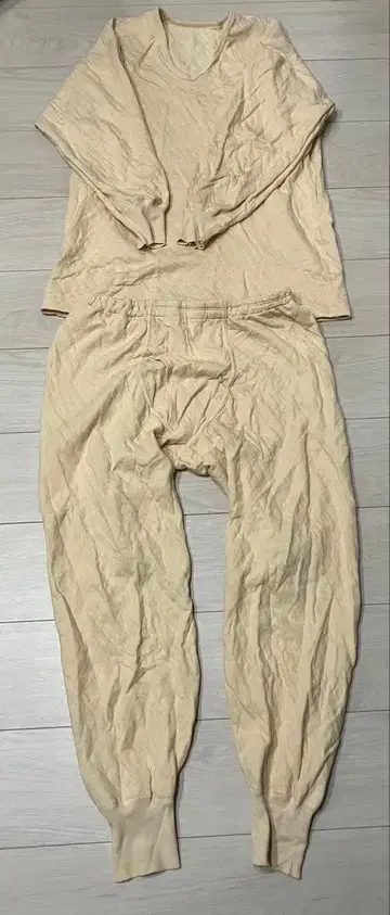 군제 쾌적 공방 울 혼방 퀼트 상하의 세트