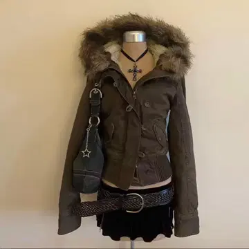 브라운 퍼 포함 밀리터리 자켓