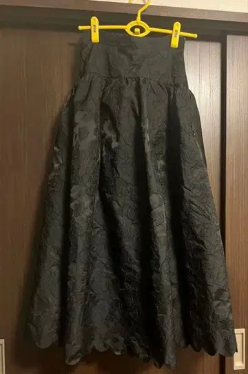 [ Bibiy ] 블랙 롱 스커트