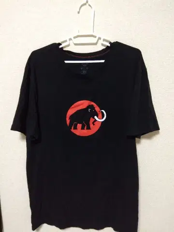 Mammut 마무트 블랙 T셔츠 XL 사이즈