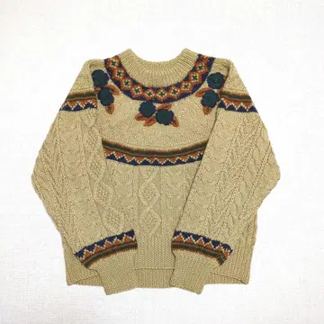 빈티지 페어아일 패턴 플라워 모티브 입체 자수 케이블 니트
