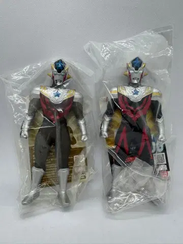 울트라맨 타이타스 소프트 비닐 2체 세트